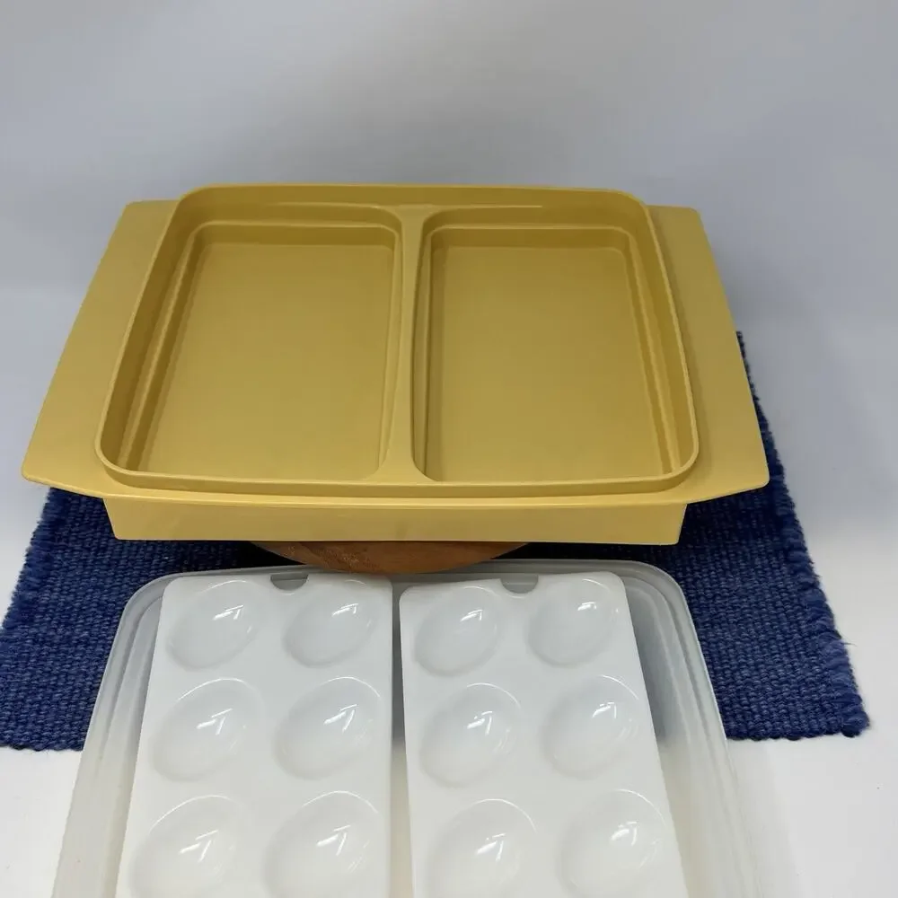 Tupperware 723 4 Harvest Gold Deviled Egg Container Tray Keeper w/Lid & Inserts